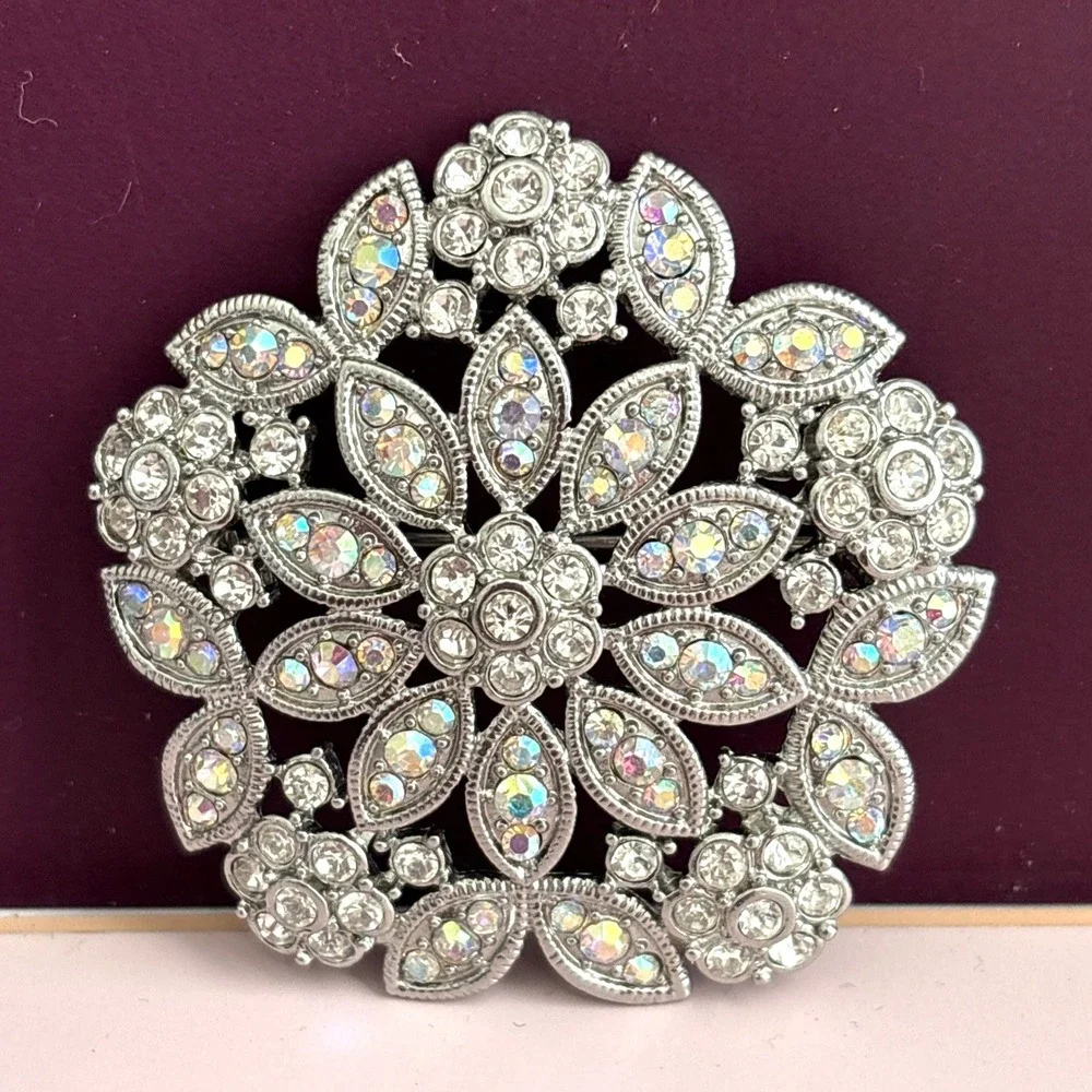 Vintage Monet Aurora Borealis Brooch Star Burst Flower Signed Rhinestone Pin 2